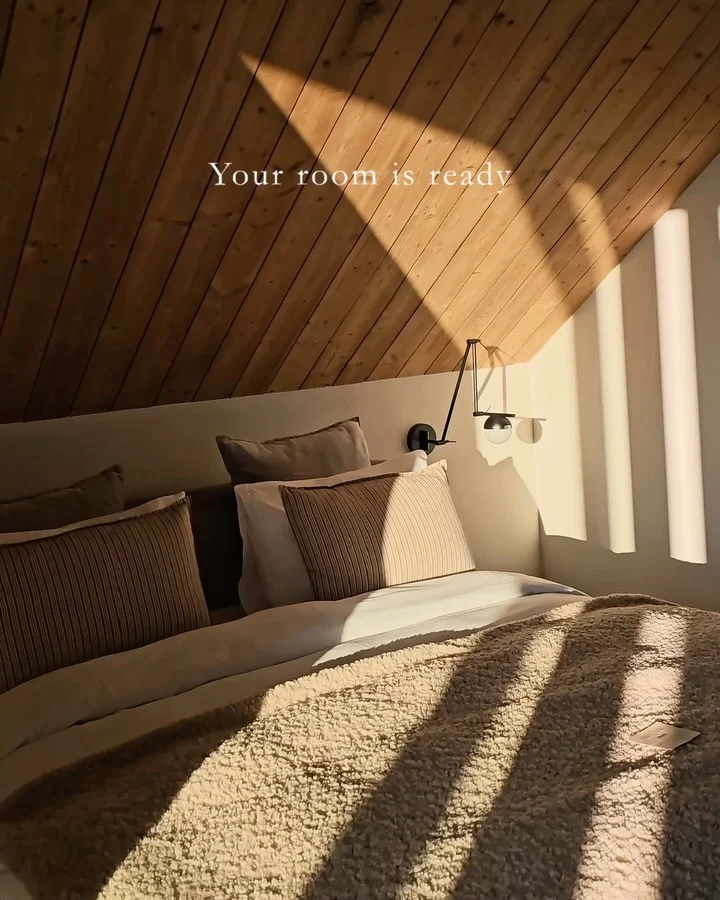 Instagram post from thepinesbucegilodge. This post is in position 4.